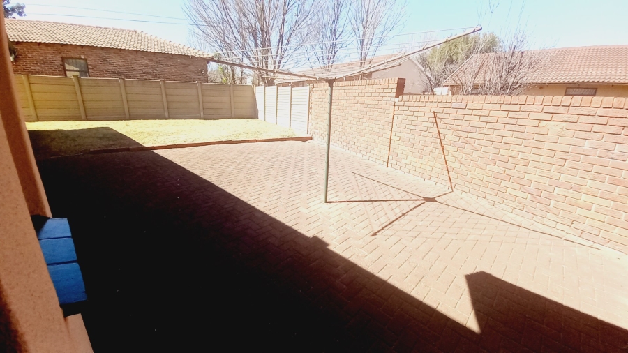 5 Bedroom Property for Sale in Sasolburg Ext 10 Free State